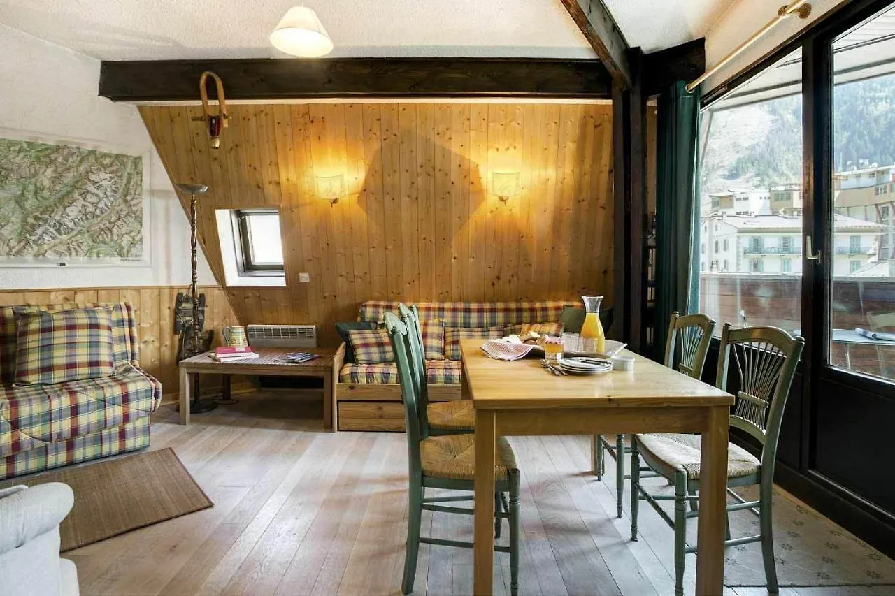 Apartment Lachenal - Alpes Travel - Alpes Travel - Central Chamonix - Sleeps 4 0*,  France